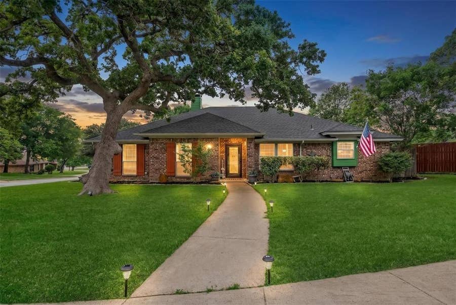 Property photo for 2108 Oakmeadow Place, Bedford, TX