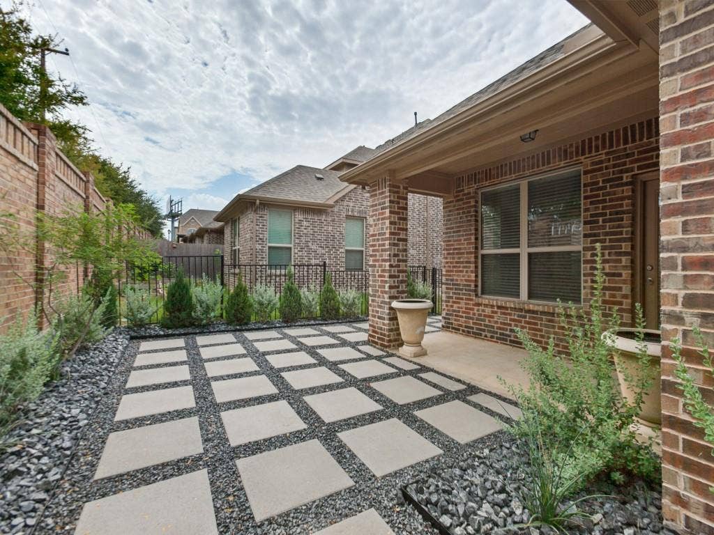 4224 Mingo Drive, Carrollton, TX 75010 4224 Mingo Drive, Carrollton, TX 75010