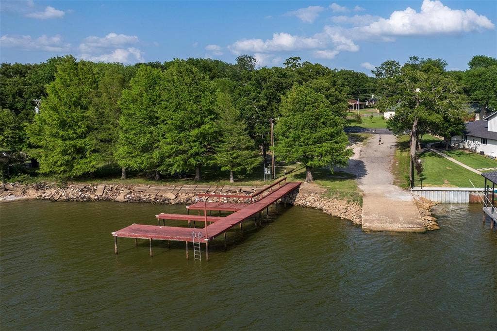 104 Lark Drive, Enchanted Oaks, TX 75156 104 Lark Drive, Enchanted Oaks, TX 75156