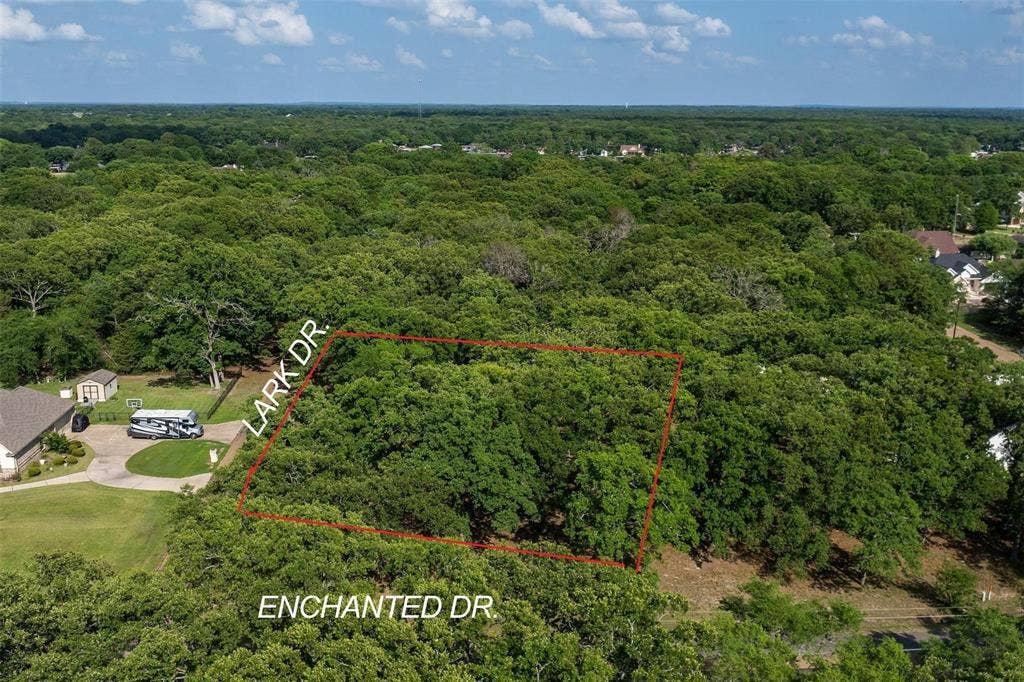 104 Lark Drive, Enchanted Oaks, TX 75156 104 Lark Drive, Enchanted Oaks, TX 75156