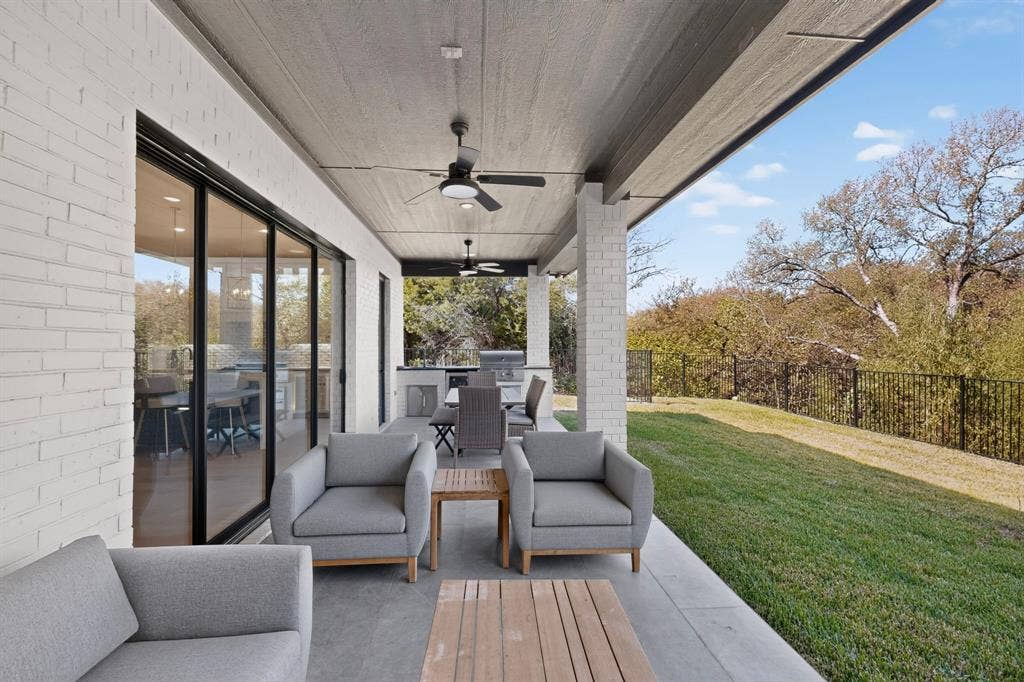 2519 Tamaron Cove, Cedar Hill, TX 75104 Expansive covered patio with recessed lighting and ceiling fans