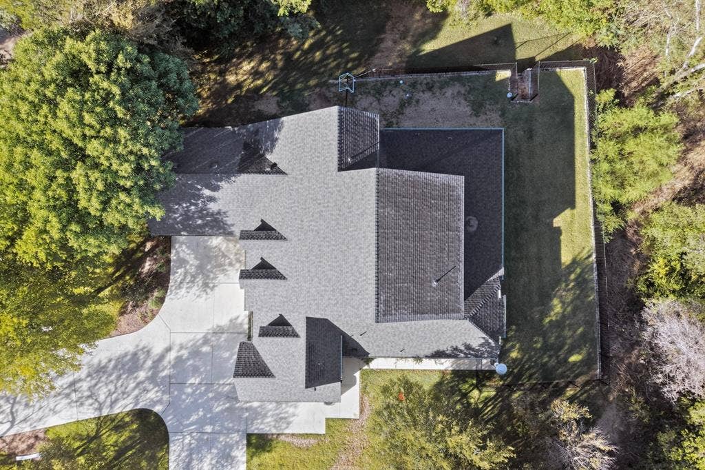 2519 Tamaron Cove, Cedar Hill, TX 75104 Asphalt shingle roof with multiple gables
