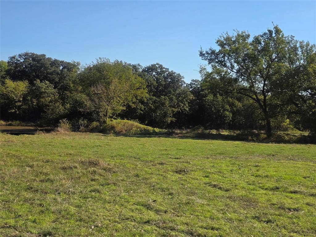 2519 Upper Montague Road, Bowie, TX 76230