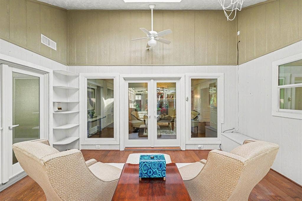 6503 Barfield Drive, Dallas, TX 75252 6503 Barfield Drive, Dallas, TX 75252