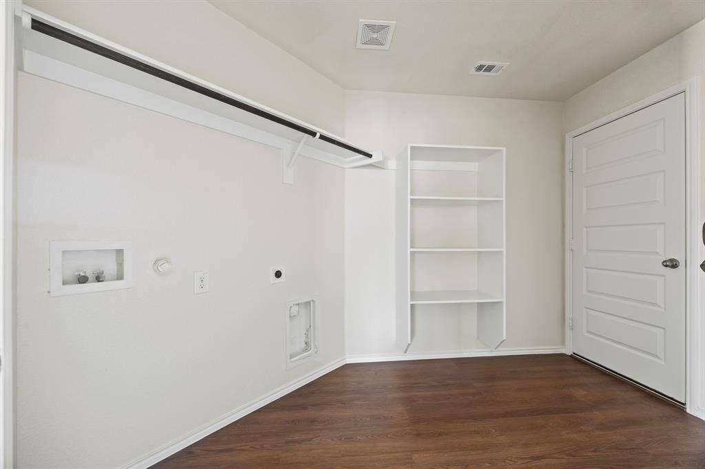 Extra large laundry room