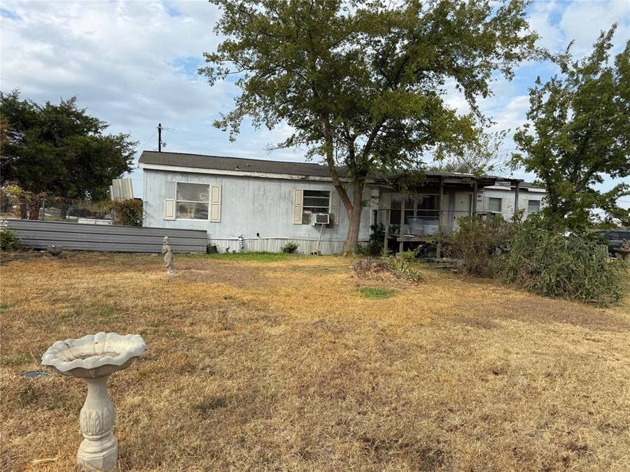 Property photo for 3921 Applewood Court, Alvarado, TX