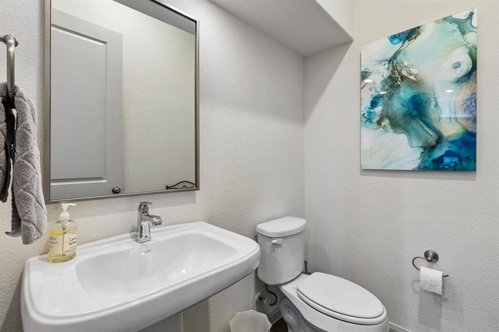 8483 Canal Street, Frisco, TX 75034 8483 Canal Street, Frisco, TX 75034