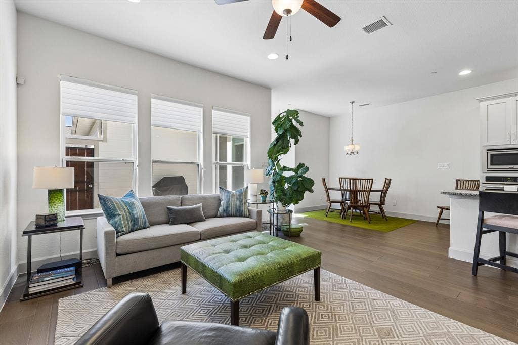 8483 Canal Street, Frisco, TX 75034 8483 Canal Street, Frisco, TX 75034