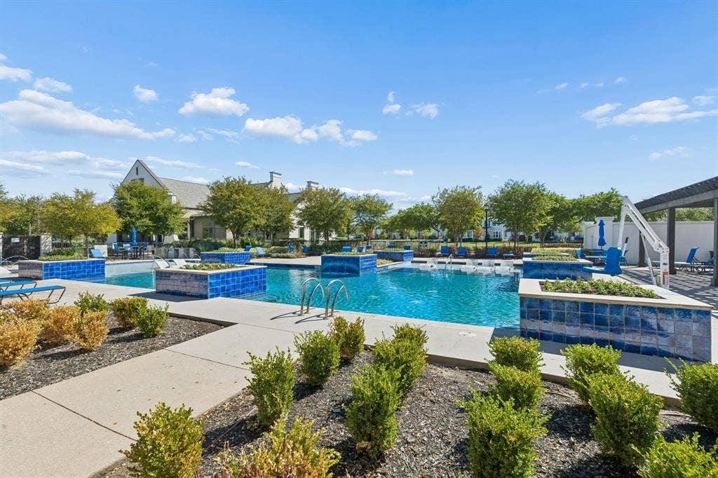 8483 Canal Street, Frisco, TX 75034 8483 Canal Street, Frisco, TX 75034