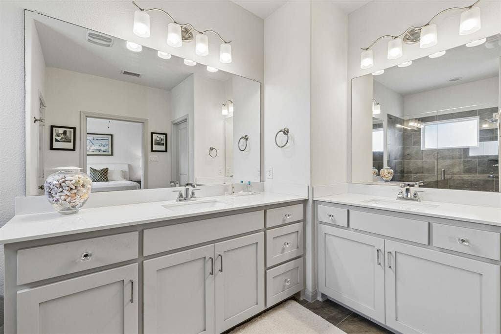 8483 Canal Street, Frisco, TX 75034 8483 Canal Street, Frisco, TX 75034