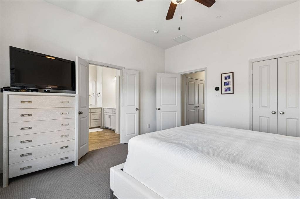 8483 Canal Street, Frisco, TX 75034 8483 Canal Street, Frisco, TX 75034