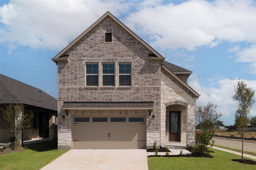 Property photo for 8704 Saratoga Street, Aubrey, TX
