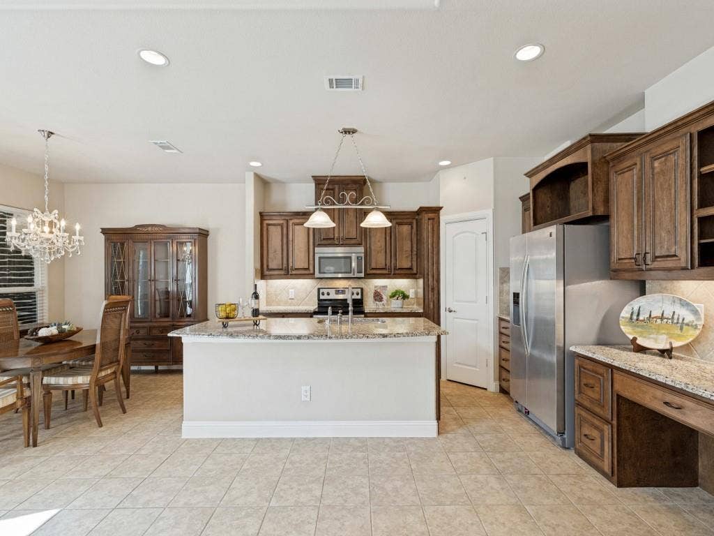 320 Terra Verde Lane, McKinney, TX 75069 320 Terra Verde Lane, McKinney, TX 75069