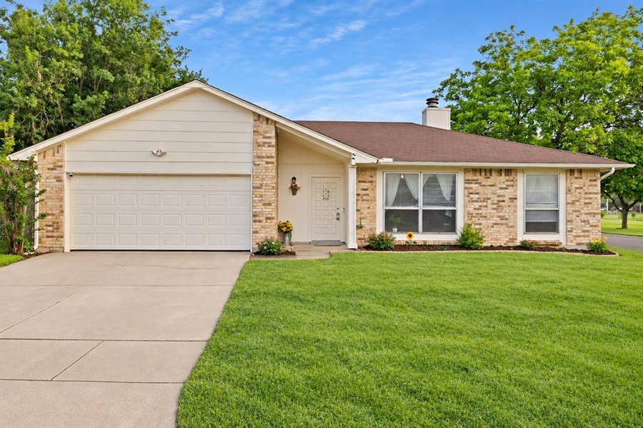 Property photo for 7357 Channel View Drive, Fort Worth, TX