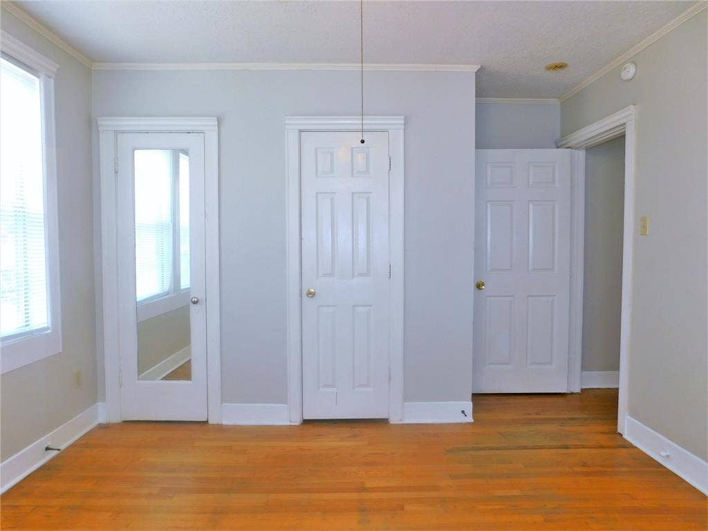 1609 N Locust Street, Denton, TX 76201 1609 N Locust Street, Denton, TX 76201