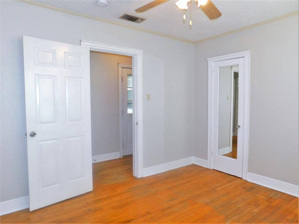 1609 N Locust Street, Denton, TX 76201 1609 N Locust Street, Denton, TX 76201