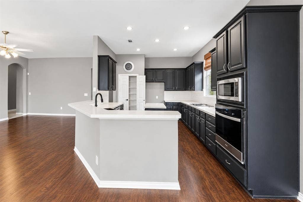 11345 Old Works Drive, Frisco, TX 75035 11345 Old Works Drive, Frisco, TX 75035