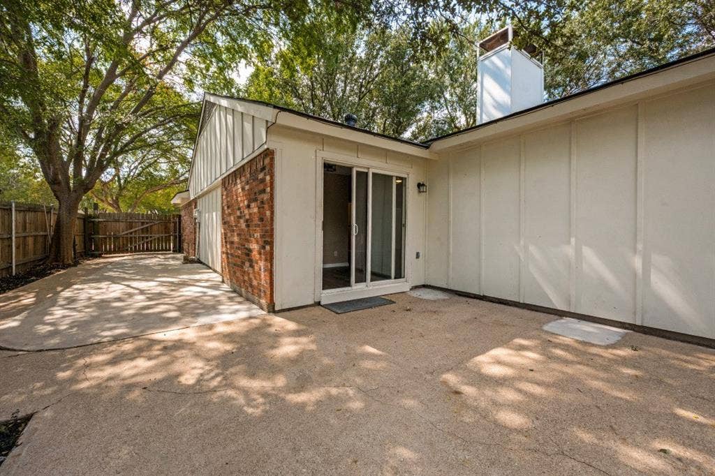 1509 Caplin Drive, Arlington, TX 76018 1509 Caplin Drive, Arlington, TX 76018