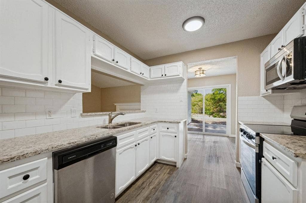 1509 Caplin Drive, Arlington, TX 76018 1509 Caplin Drive, Arlington, TX 76018