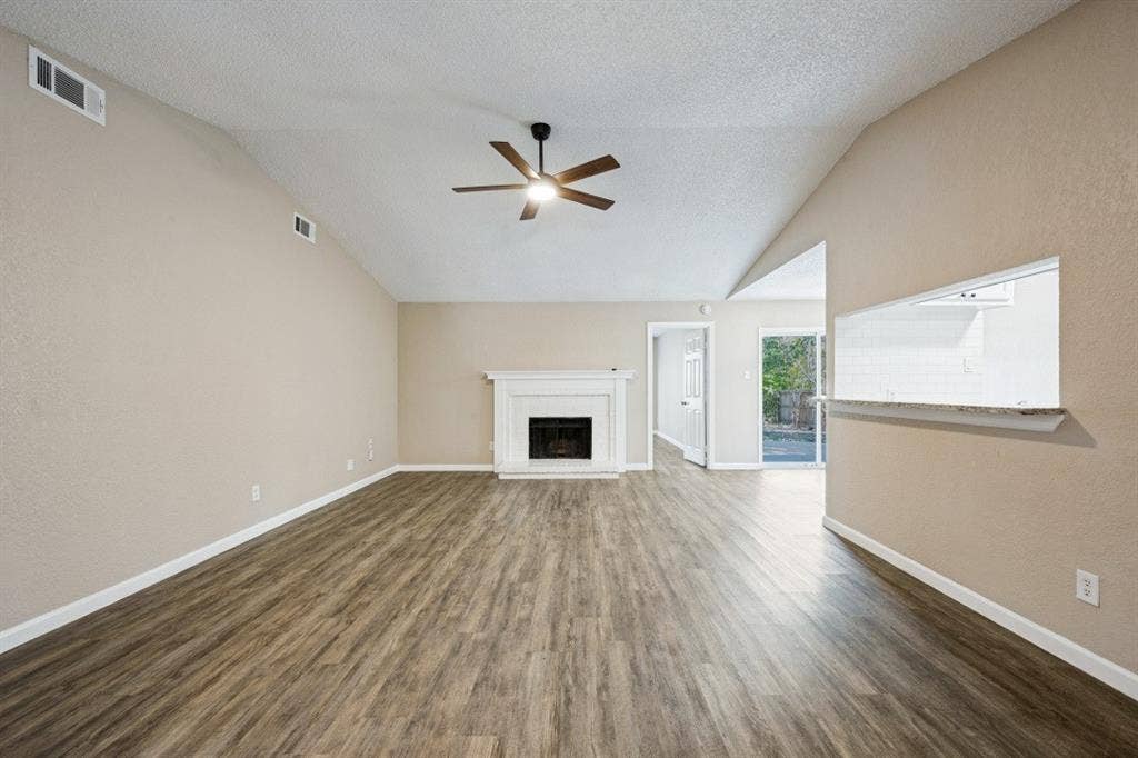 1509 Caplin Drive, Arlington, TX 76018 1509 Caplin Drive, Arlington, TX 76018
