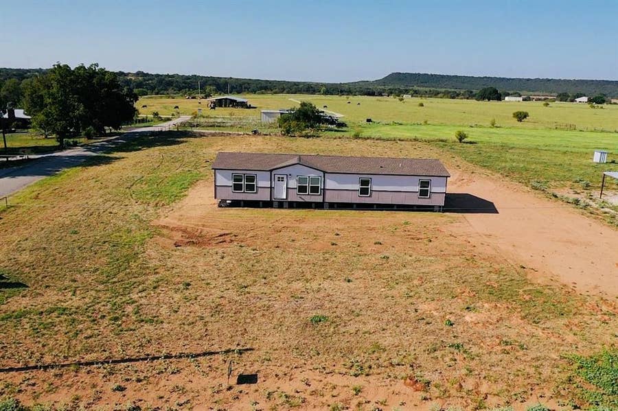 Property photo for 11 Kenzi Drive, Mineral Wells, TX