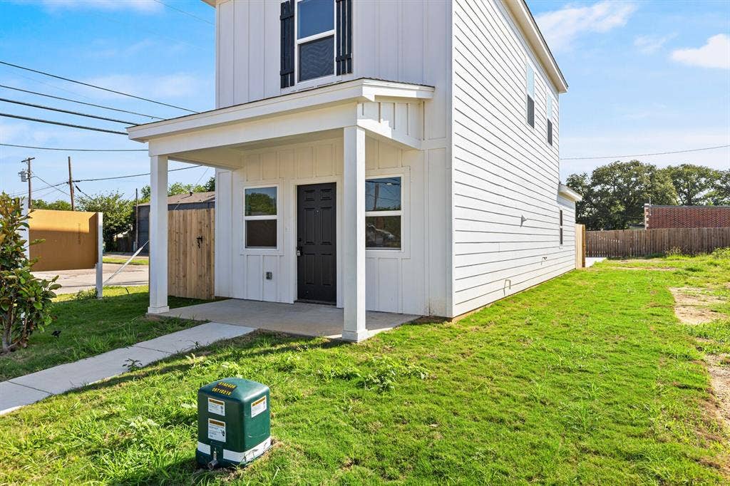 84 Crescent, Waco, TX 76705 84 Crescent, Waco, TX 76705