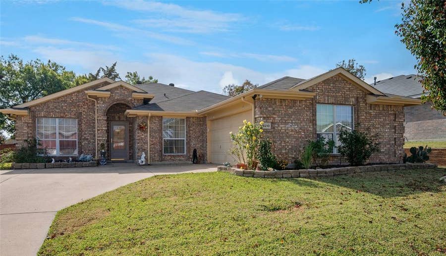 Property photo for 8210 Champion Drive, Rowlett, TX