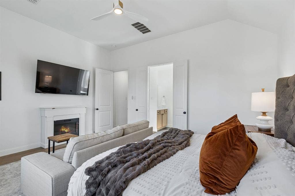 2622 Eucalyptus Road, Frisco, TX 75033 2622 Eucalyptus Road, Frisco, TX 75033