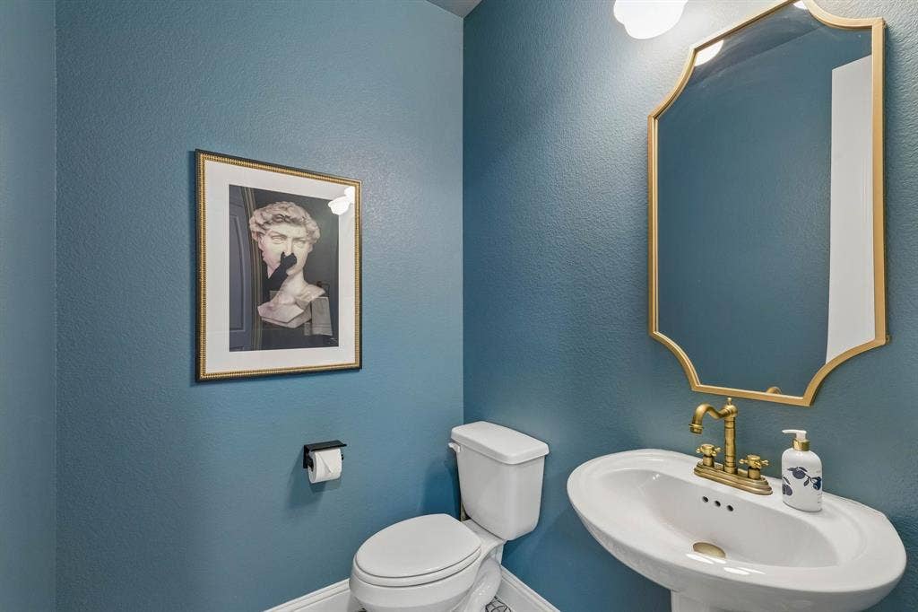 2622 Eucalyptus Road, Frisco, TX 75033 2622 Eucalyptus Road, Frisco, TX 75033