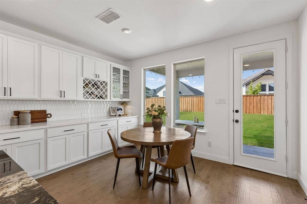 2622 Eucalyptus Road, Frisco, TX 75033 2622 Eucalyptus Road, Frisco, TX 75033