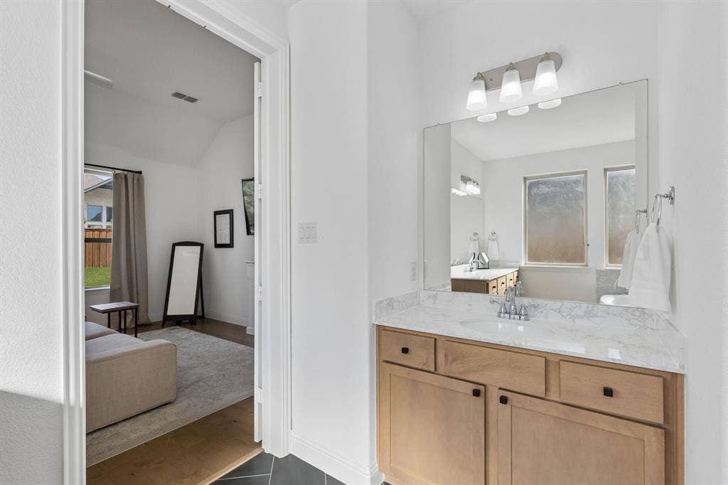 2622 Eucalyptus Road, Frisco, TX 75033 2622 Eucalyptus Road, Frisco, TX 75033