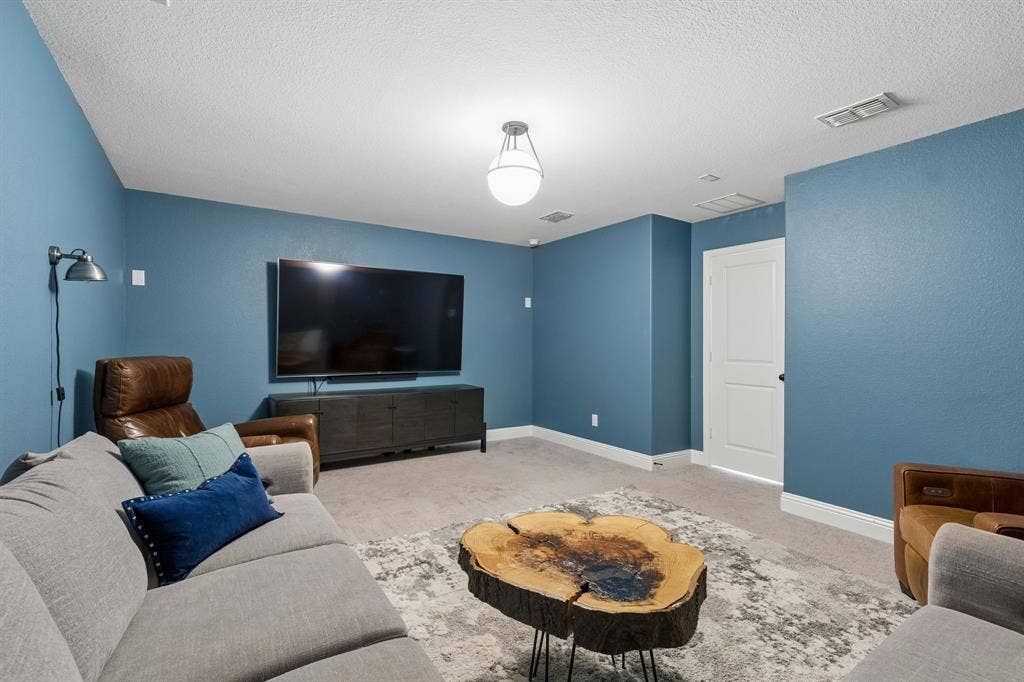 2622 Eucalyptus Road, Frisco, TX 75033 2622 Eucalyptus Road, Frisco, TX 75033