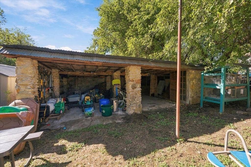 809 W Bridge Street, Weatherford, TX 76086 Additional content