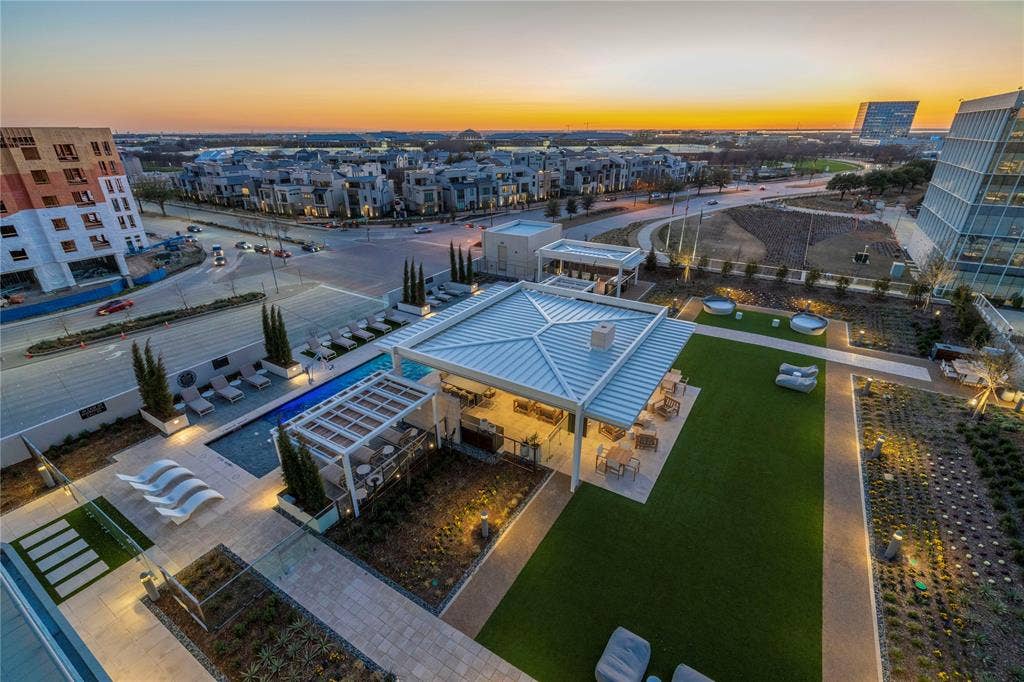 7901 Windrose, #605, Plano, TX 75024 7901 Windrose, #605, Plano, TX 75024