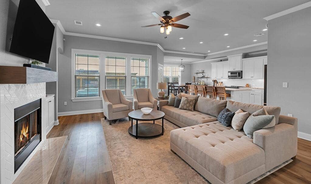 320 Daisy Lane, Robinson, TX 76706
