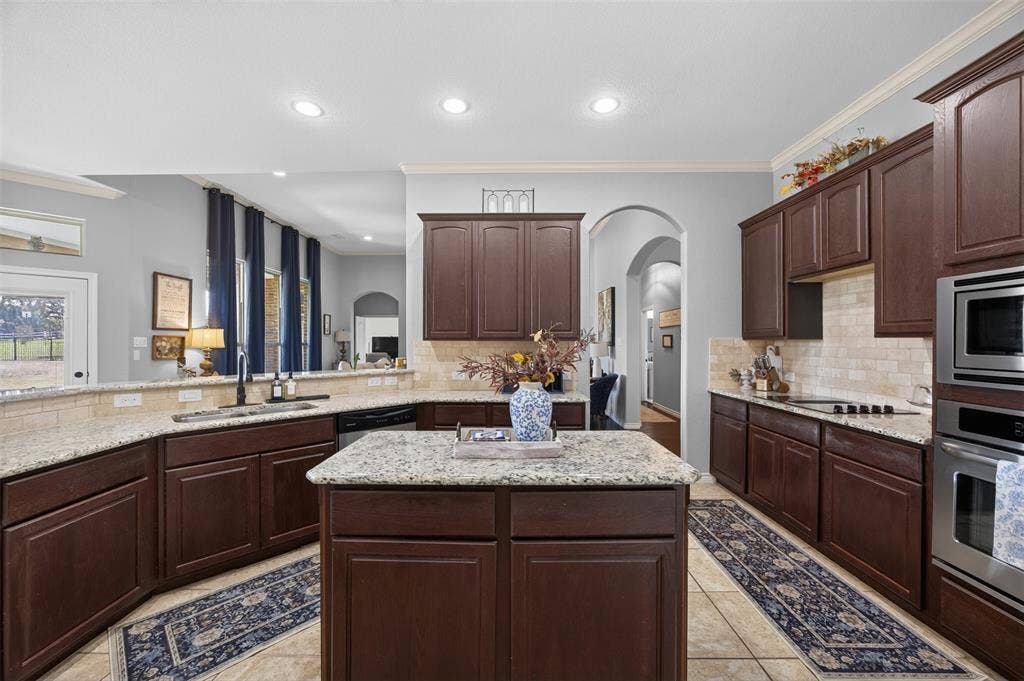 225 Diamond Rose Drive, Burleson, TX 76028 225 Diamond Rose Drive, Burleson, TX 76028