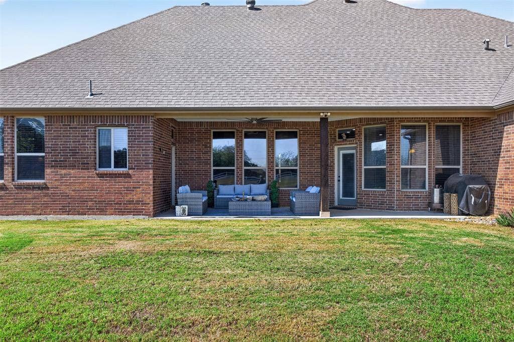 225 Diamond Rose Drive, Burleson, TX 76028 225 Diamond Rose Drive, Burleson, TX 76028