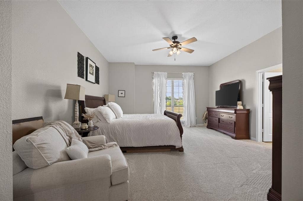 225 Diamond Rose Drive, Burleson, TX 76028 Second primary suite at the front of the home, away from the main suite