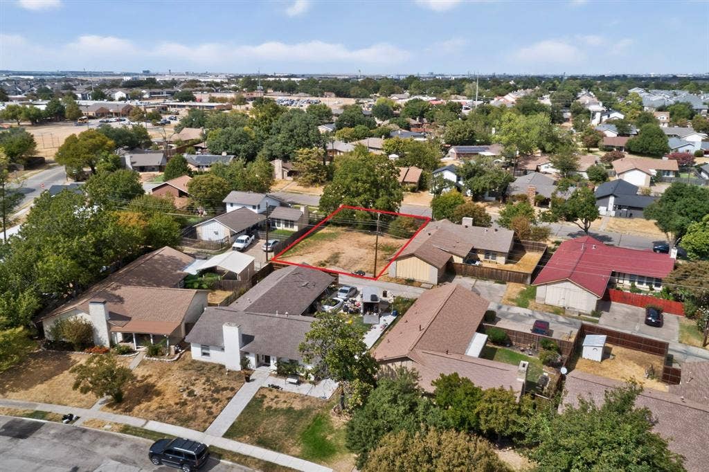 3830 Twin Falls Street, Irving, TX 75062 3830 Twin Falls Street, Irving, TX 75062