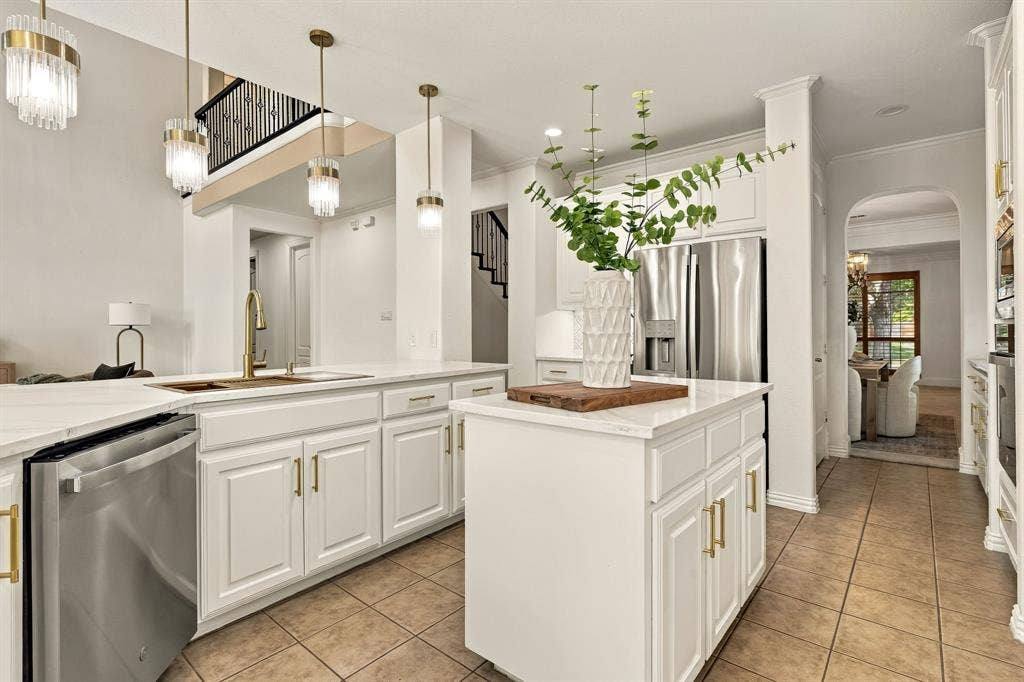 8417 Gallery Way, McKinney, TX 75072 8417 Gallery Way, McKinney, TX 75072