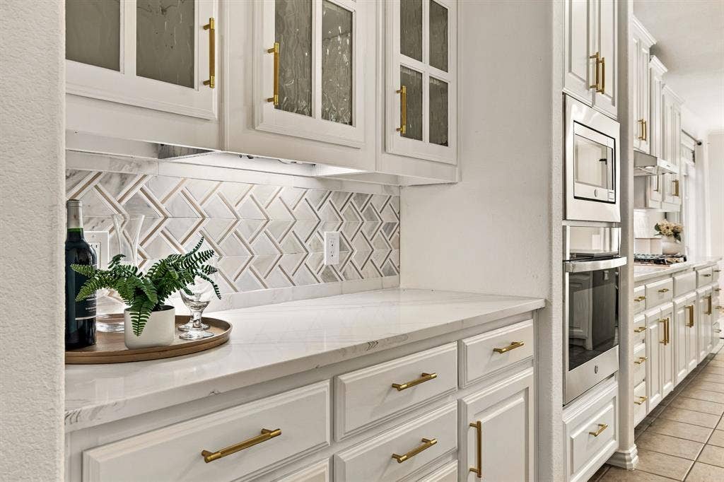 8417 Gallery Way, McKinney, TX 75072 8417 Gallery Way, McKinney, TX 75072