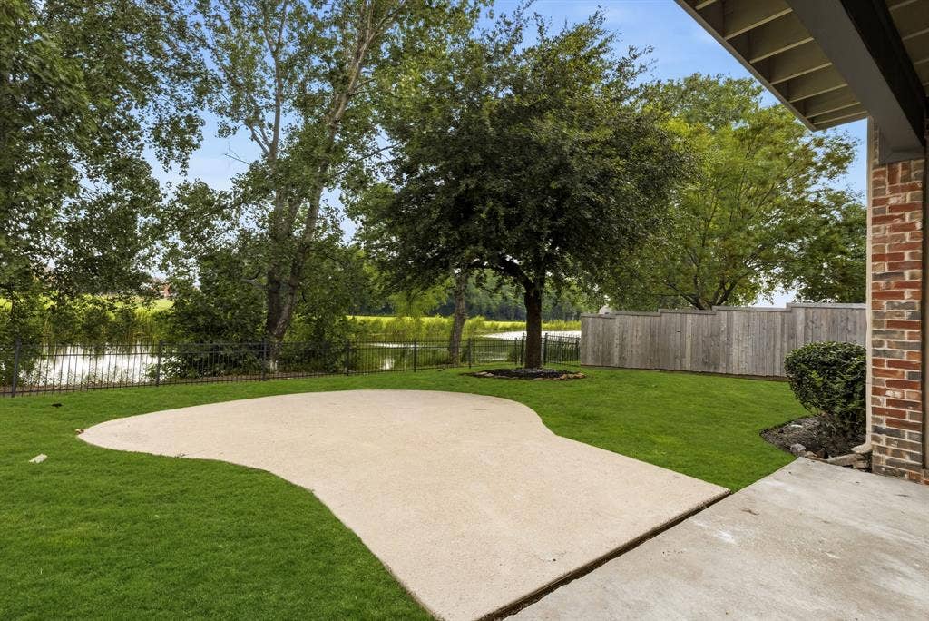 8417 Gallery Way, McKinney, TX 75072 8417 Gallery Way, McKinney, TX 75072