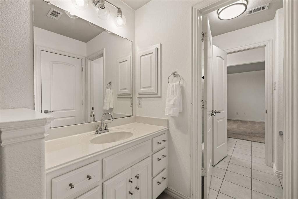 8417 Gallery Way, McKinney, TX 75072 8417 Gallery Way, McKinney, TX 75072