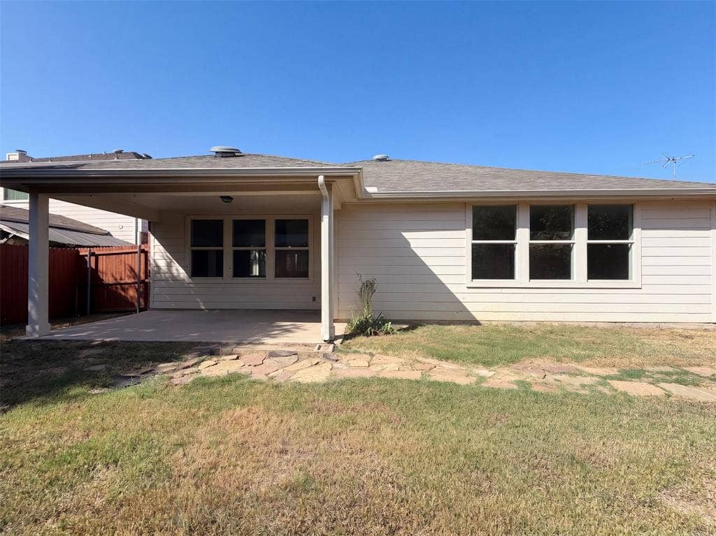 1313 Sandpiper, Aubrey, TX 76227