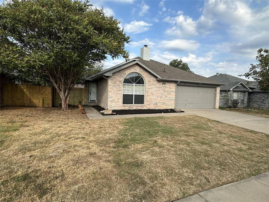 Property photo for 1409 Misty Meadow Drive, Midlothian, TX