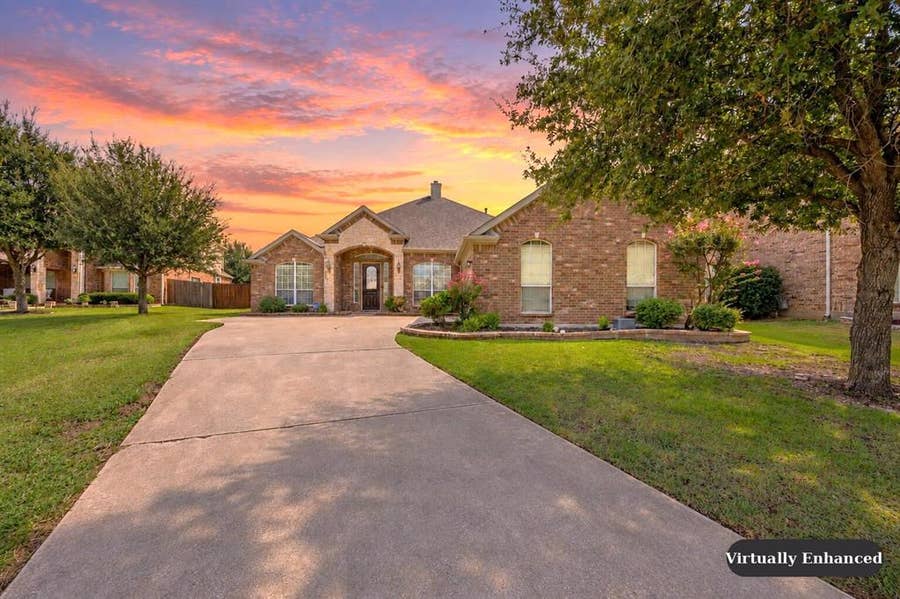 Property photo for 4906 Havenside Way, Mansfield, TX