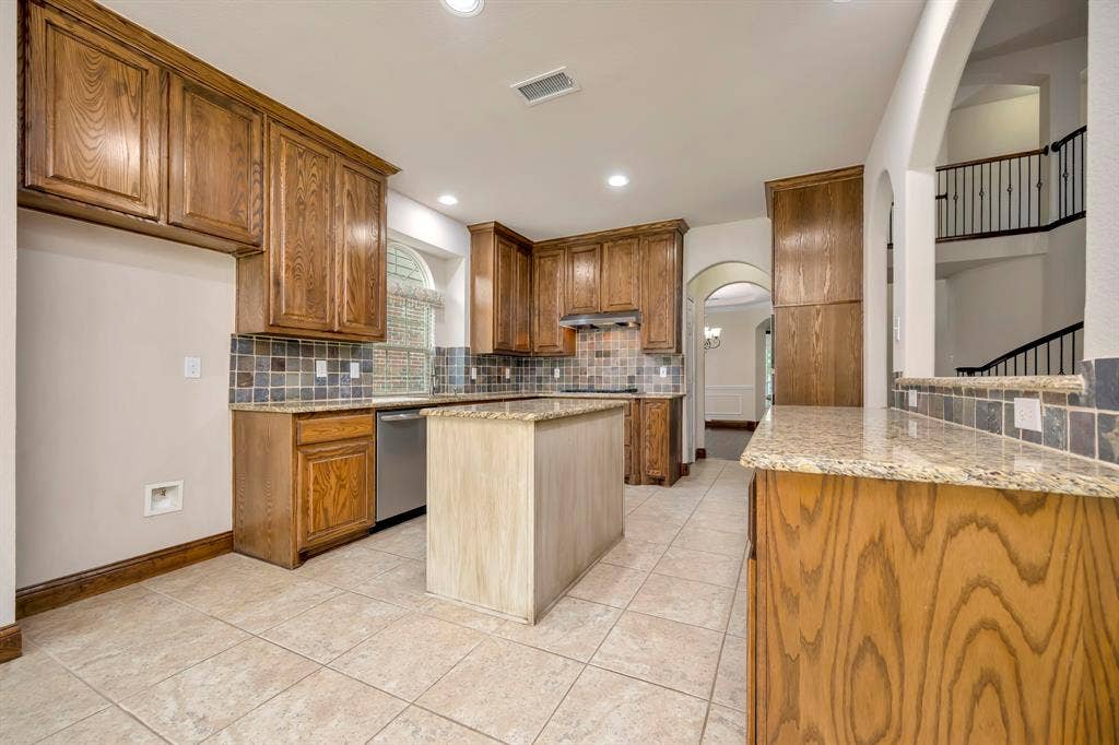 6001 Lacebark Elm Drive, Fort Worth, TX 76123 6001 Lacebark Elm Drive, Fort Worth, TX 76123
