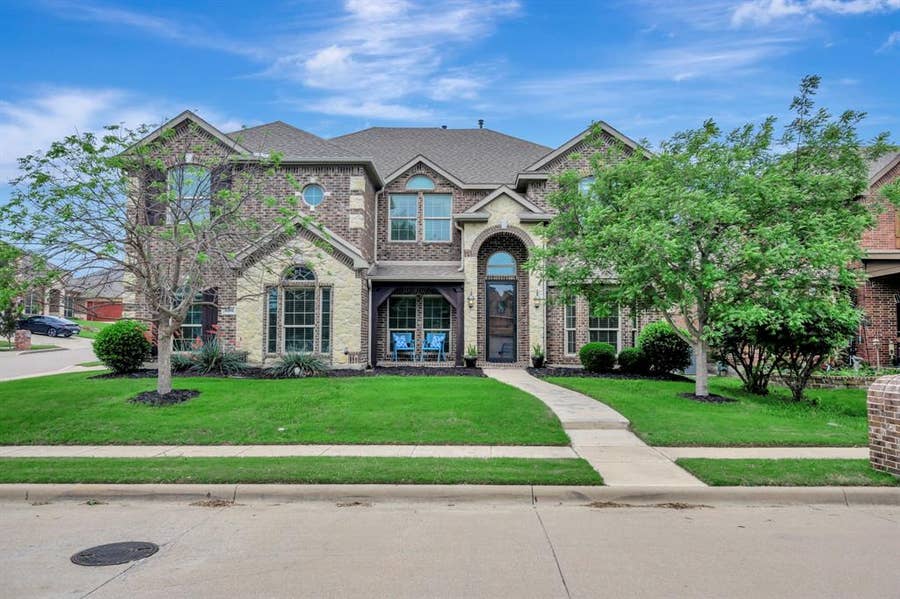 Property photo for 6001 Lacebark Elm Drive, Fort Worth, TX