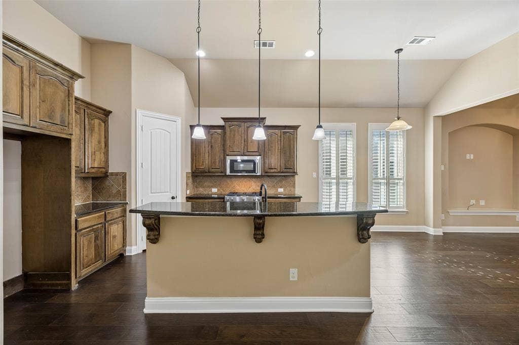 419 San Marcos Drive, Irving, TX 75039