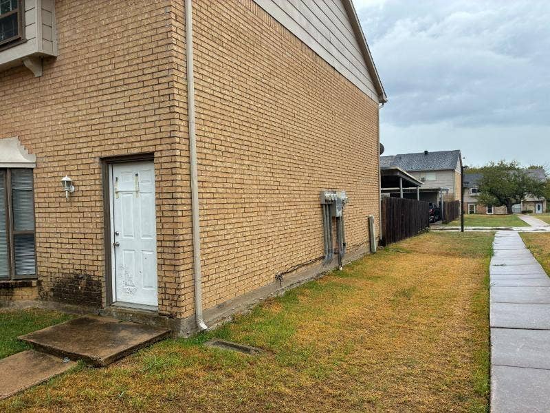 99 W Mountain Creek Drive, #14, Grand Prairie, TX 75052 99 W Mountain Creek Drive, #14, Grand Prairie, TX 75052